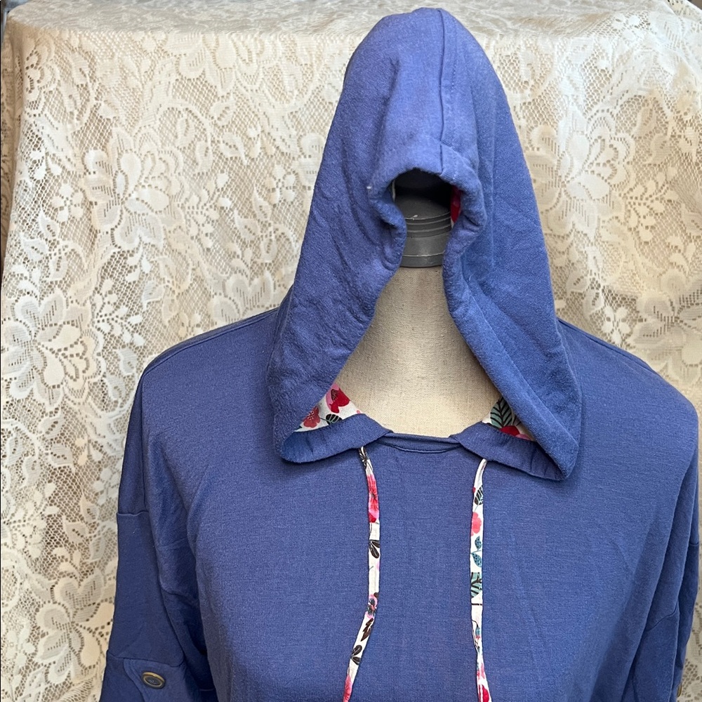 Matilda Jane Blue Hooded Top with Floral Details Women's Size Large - Picture 6 of 8